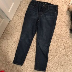 White House black market crop jeans size 4